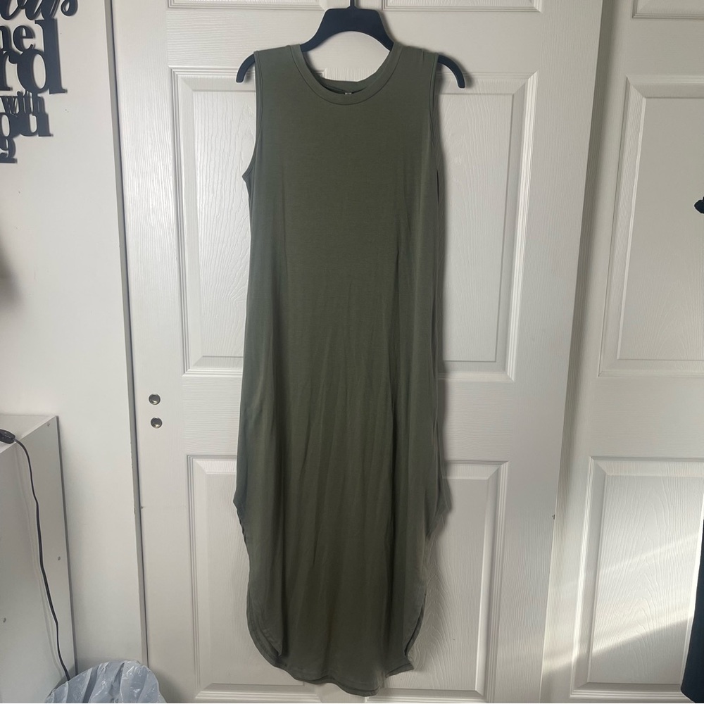 Olive Green Sleeveless Maxi Dress
